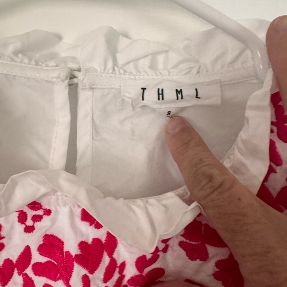 THML White Sleeveless Top with Pink Floral Embroidery - Picture 3 of 5